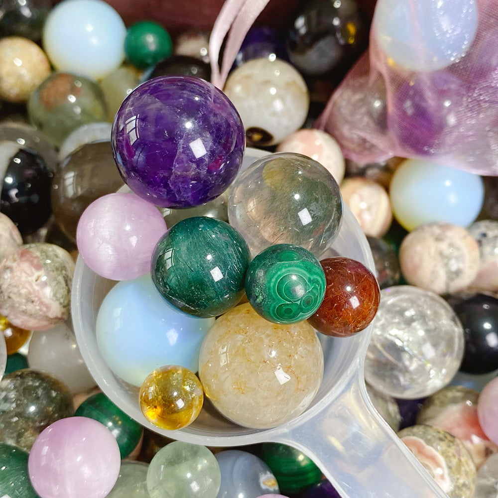 Crystals Sphere Confetti Scoop