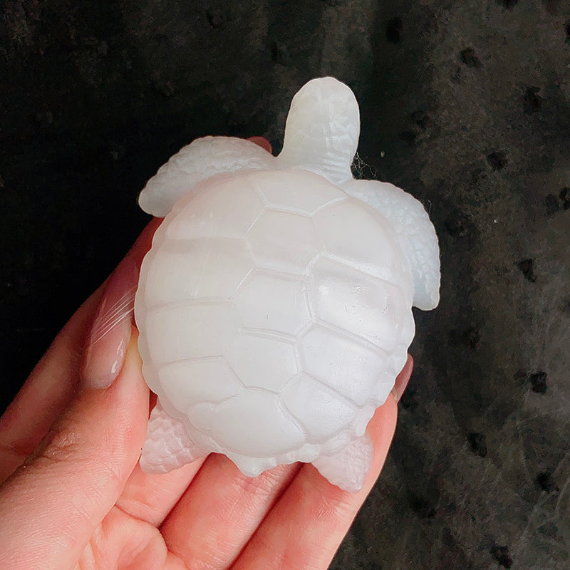 Different Styles Selenite Carvings