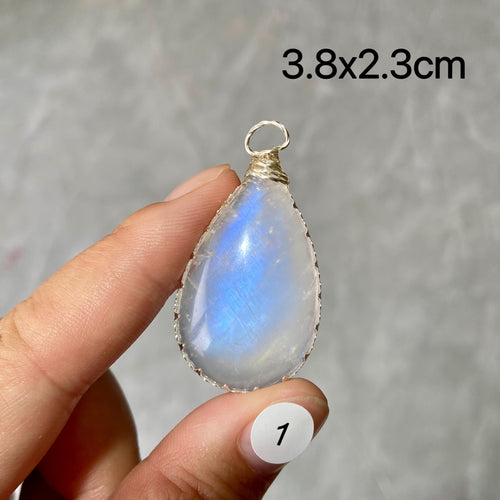 DIY  High Quality Double Flash Blue Moonstone Crystal Pendant