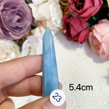 Load image into Gallery viewer, Natural Aquamarine Crystal Tower Point