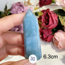 Load image into Gallery viewer, Natural Aquamarine Crystal Tower Point