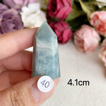 Load image into Gallery viewer, Natural Aquamarine Crystal Tower Point