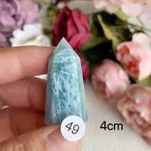 Load image into Gallery viewer, Natural Aquamarine Crystal Tower Point