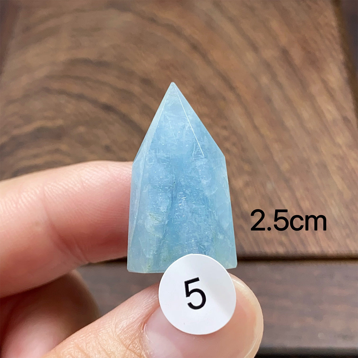 Natural Small-Sized  Crystal Aquamarine Tower