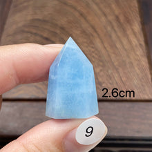 Load image into Gallery viewer, Natural Small-Sized  Crystal Aquamarine Tower