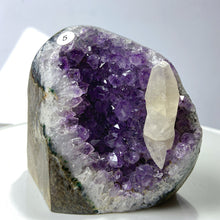 Load image into Gallery viewer, High Quality Amethyst Calcite Decoration Cluster Geode Free Form Ornaments