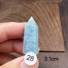 Load image into Gallery viewer, Natural Small-Sized  Crystal Aquamarine Tower