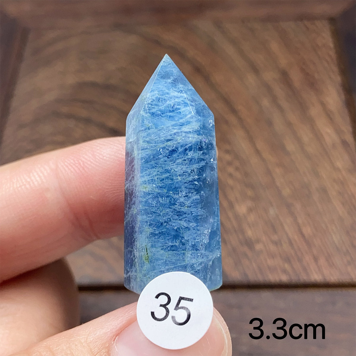 Natural Small-Sized  Crystal Aquamarine Tower