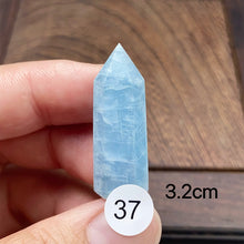 Load image into Gallery viewer, Natural Small-Sized  Crystal Aquamarine Tower