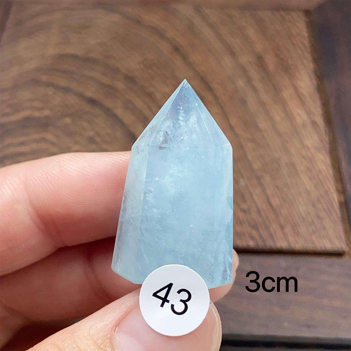 Natural Small-Sized  Crystal Aquamarine Tower