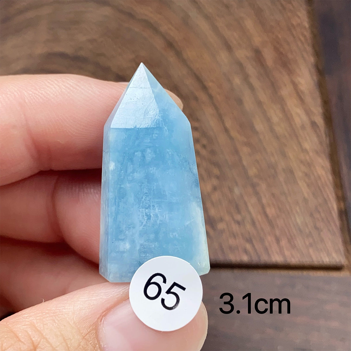 Natural Small-Sized  Crystal Aquamarine Tower