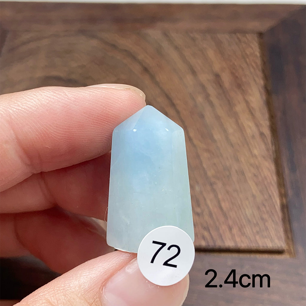 Natural Small-Sized  Crystal Aquamarine Tower