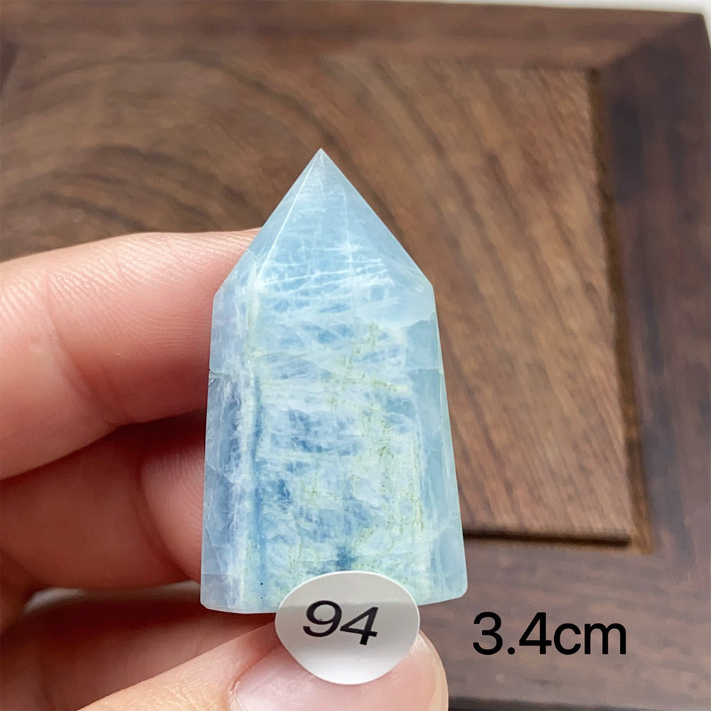 Natural Small-Sized  Crystal Aquamarine Tower