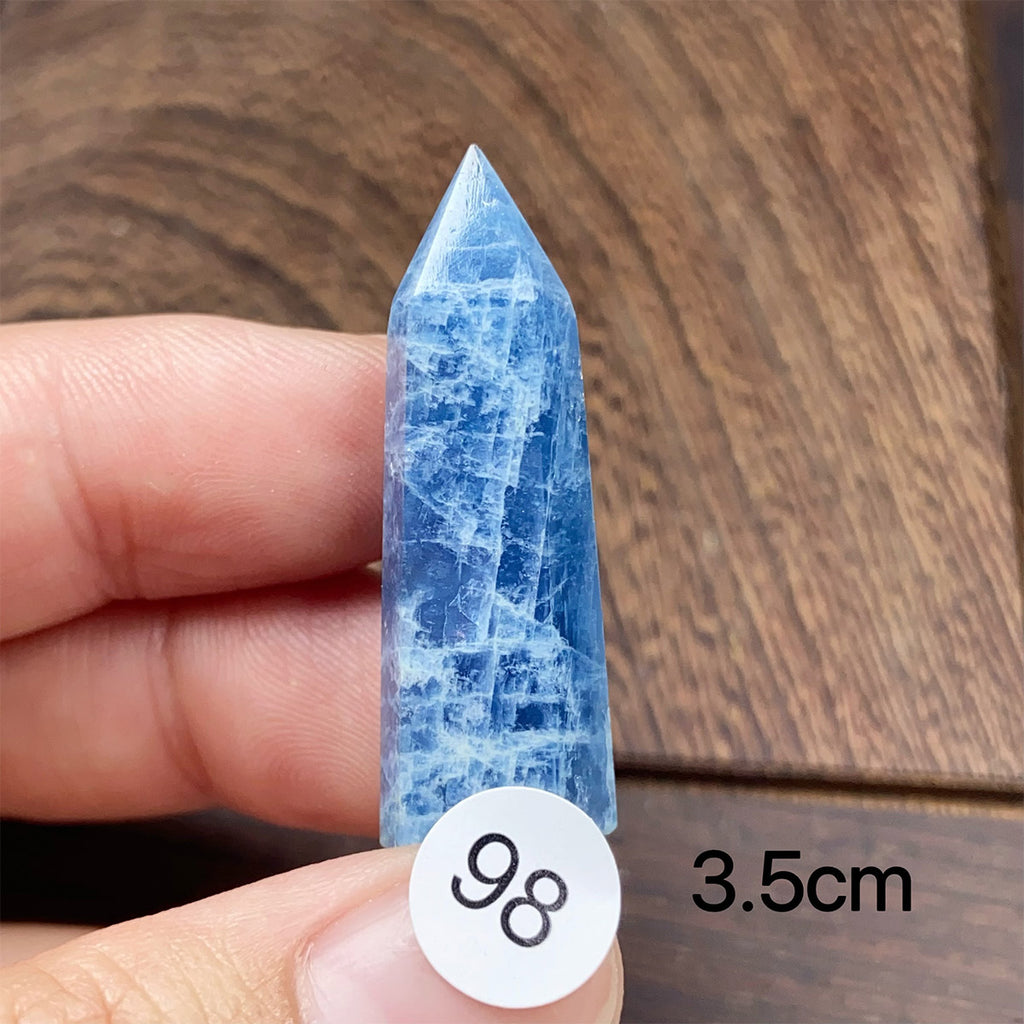 Natural Small-Sized  Crystal Aquamarine Tower