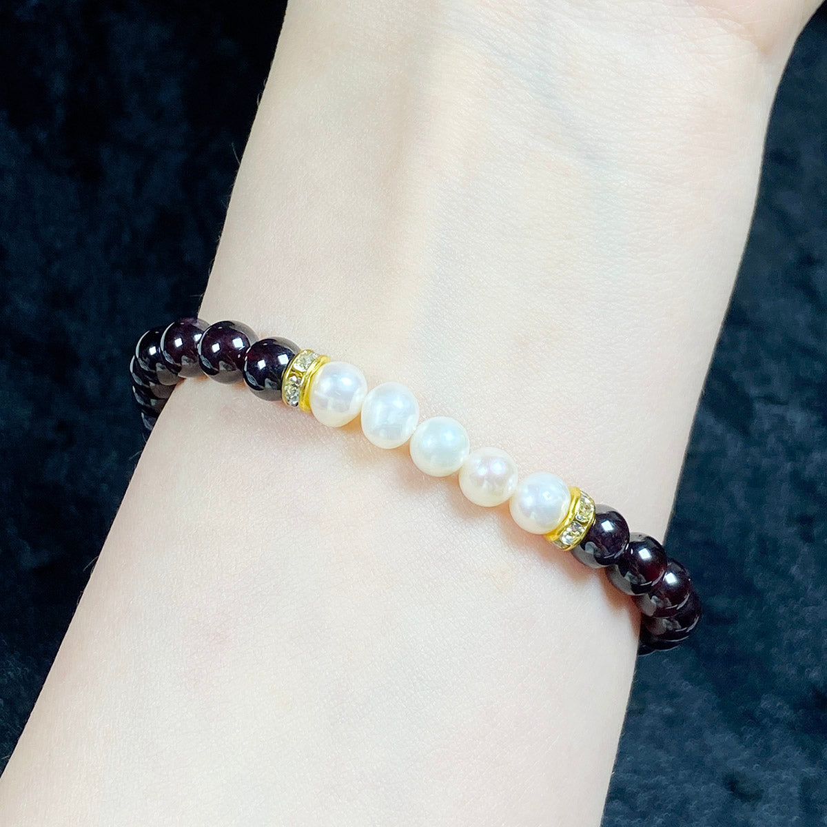 6mm Dark Red Garnet White Pearl Crystal Bracelet