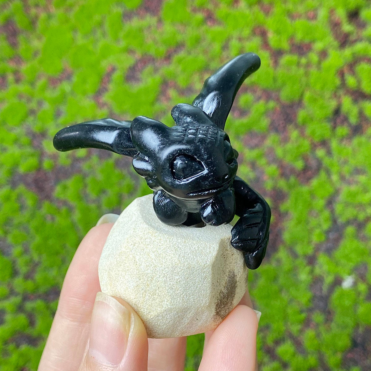 Natuarl Obsidian Crystal Carved Toothless Baby