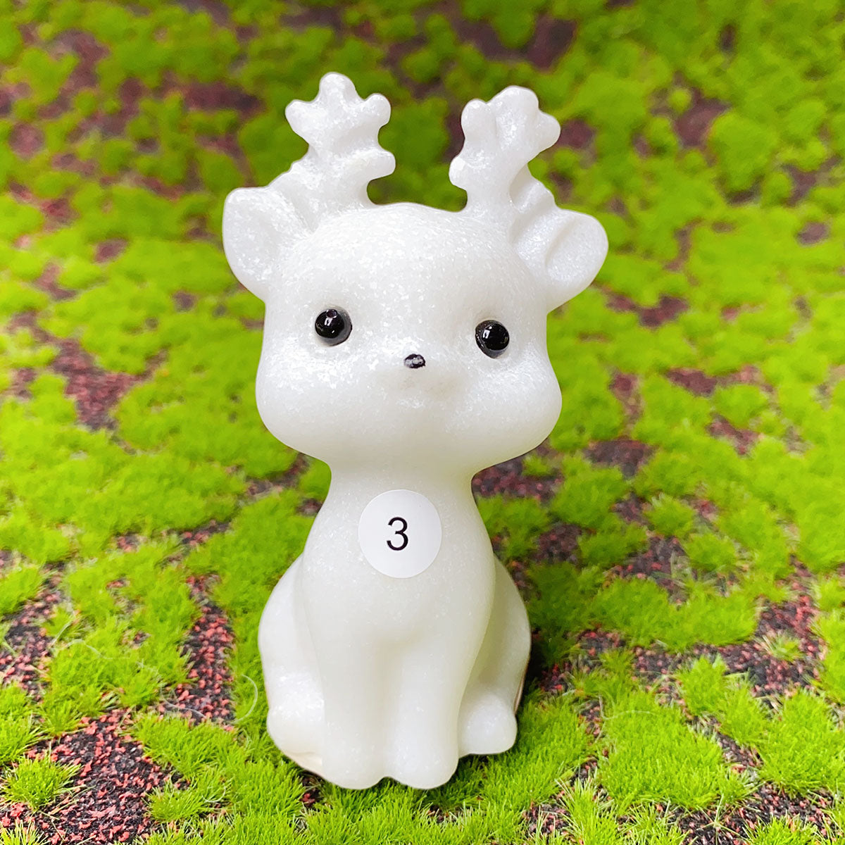 Natural  Crystal Raw Stones White Jade  Carved Snowman Christmas