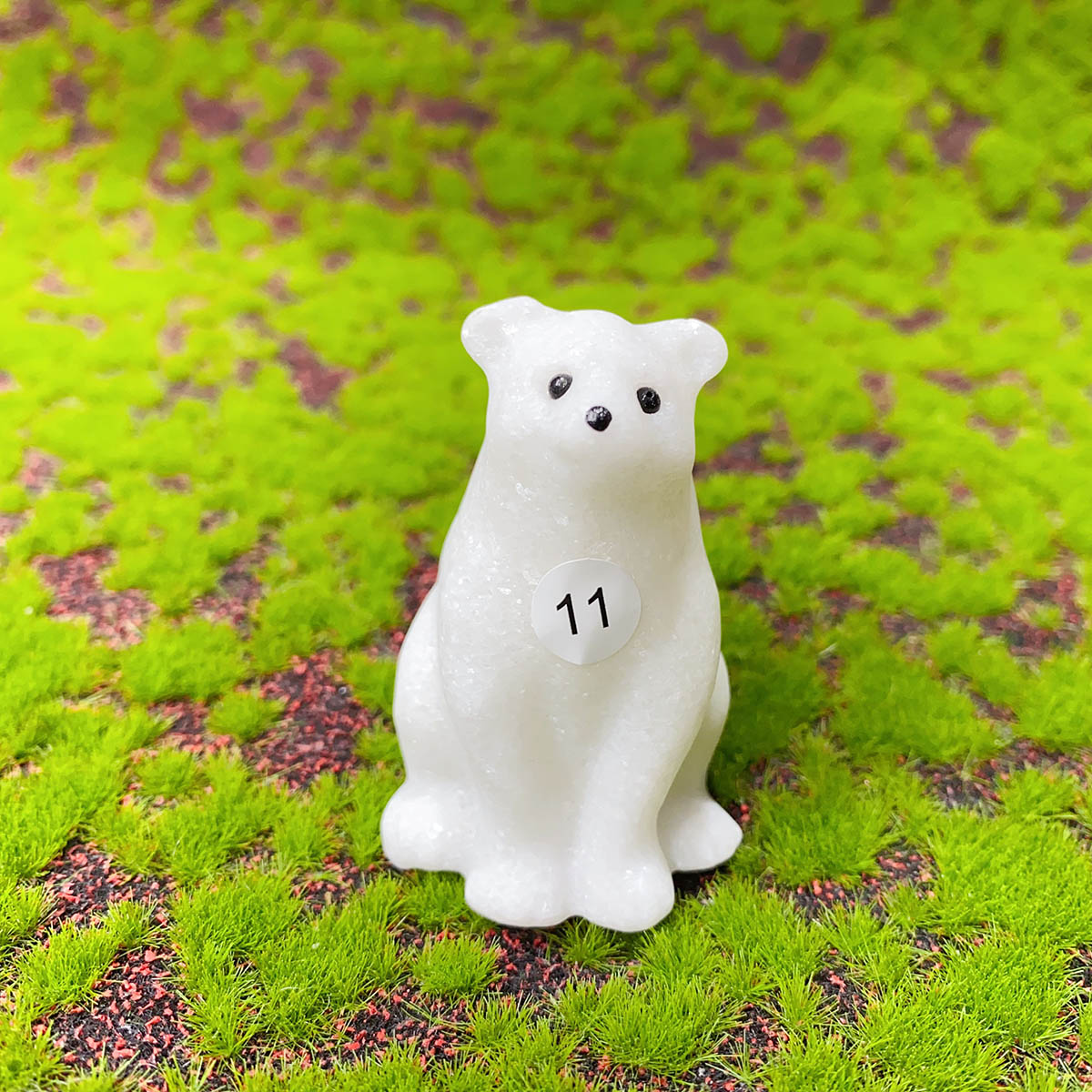 Natural  Crystal Raw Stones White Jade  Carved Snowman Christmas