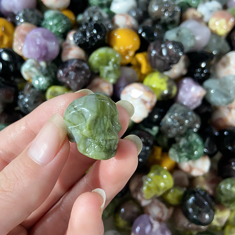 Different Materials Mini Crystal Skulls Carvings