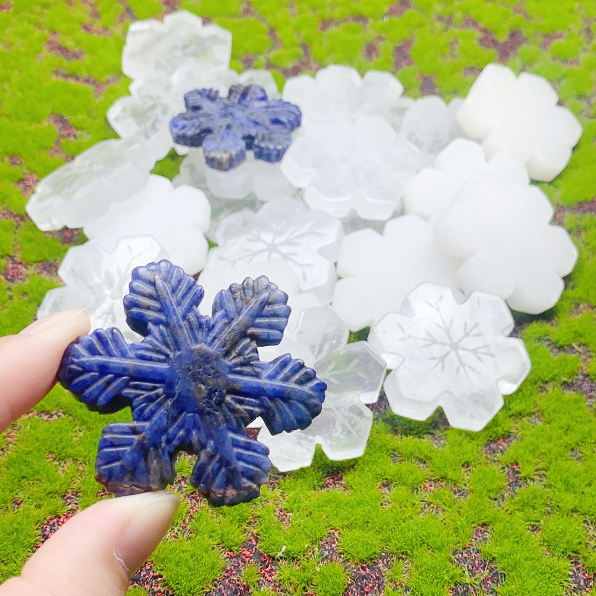 Natural Clear Quartz   Crystal Carving Snowflake Christmas