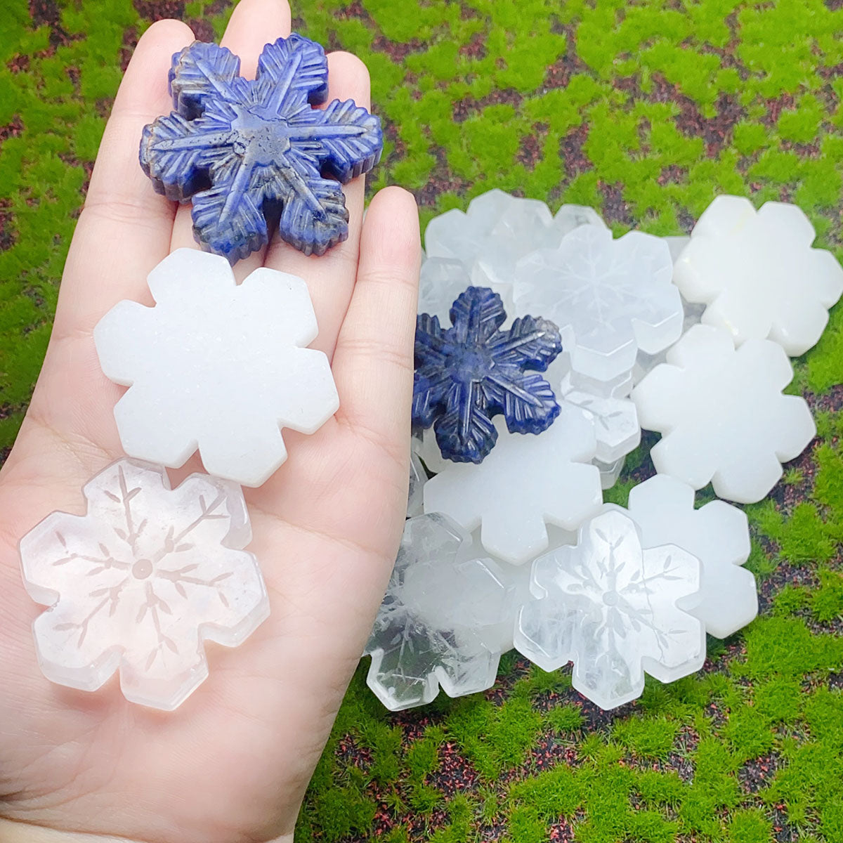 Natural Clear Quartz   Crystal Carving Snowflake Christmas