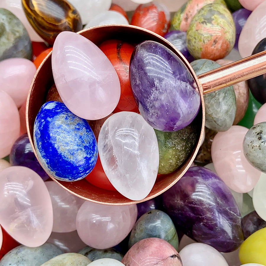 Natural Crystal Egg Confetti About 3cm